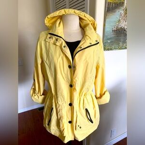 Yellow Hooded Women's Jacket lightweight, perfect for golf , or on a cruise